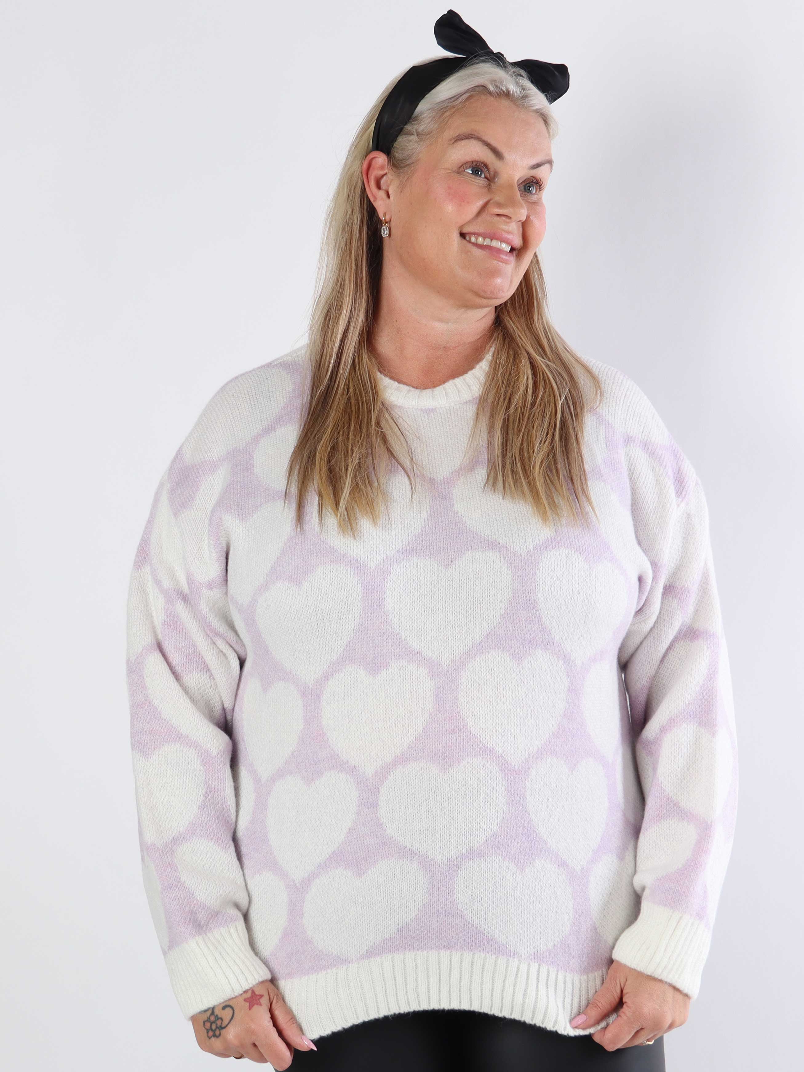 Saidy - Tjock plus size stickad blus med hjärtan